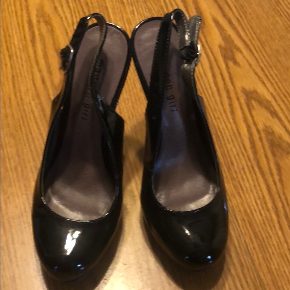 Cute black shoes with colors
